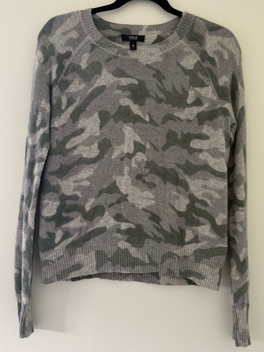 AQUA 100% Cashmere Camo Size S